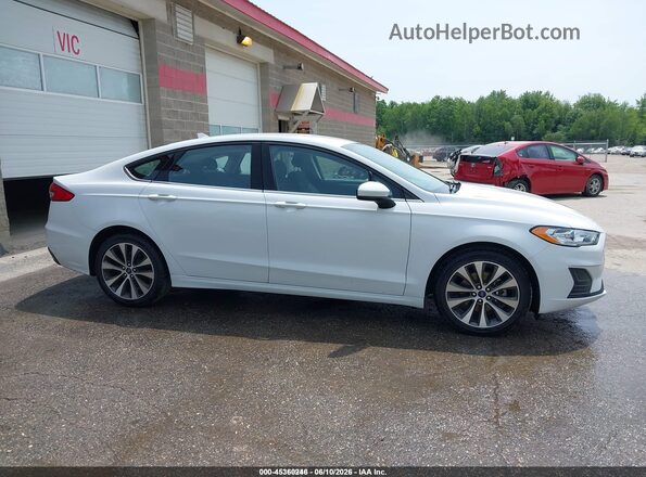 3FA6P0T97LR224313 2020 FORD FUSION Белый Вид задней части салона