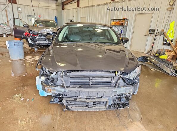 3FA6P0T98JR261545 2018 FORD FUSION Серый Вид спереди