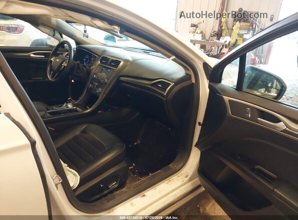 3FA6P0T99HR171864 2017 FORD FUSION White Front interior view