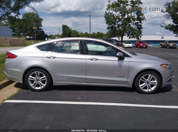 3FA6P0UU0JR235928 2018 FORD FUSION HYBRID Silver 
