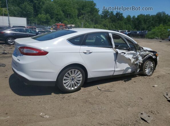 3FA6P0UU1GR322634 2016 FORD FUSION White Trasero derecho