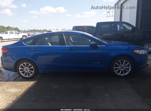 3FA6P0UU1HR360799 2017 FORD FUSION HYBRID Blue Widok wnętrza z tyłu