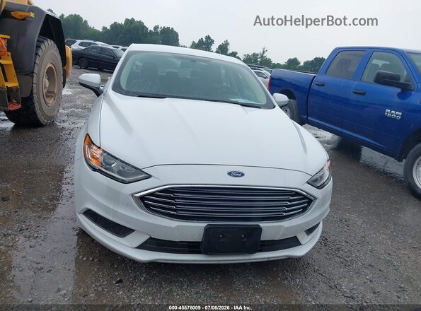 3FA6P0UU1JR243536 2018 FORD FUSION HYBRID White Widok zestawu wskaźników