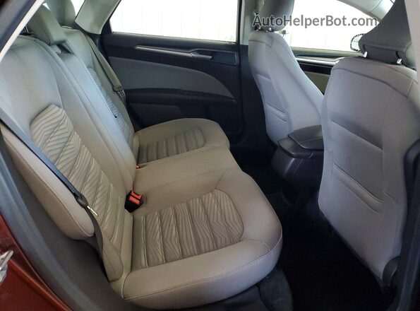 3FA6P0UU2GR379537 2016 FORD FUSION Burgundy უკანა სავარძლების ხედი