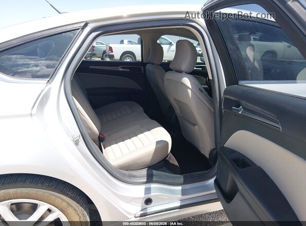 3FA6P0UU3JR100183 2018 FORD FUSION HYBRID Silver VIN կոդի պիտակի տեսք