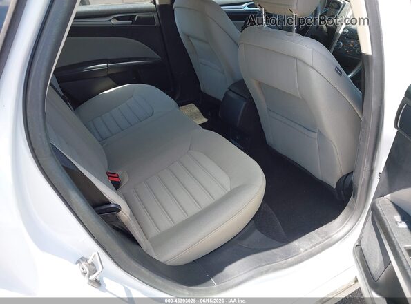 3FA6P0UU3JR101026 2018 FORD FUSION HYBRID White VIN կոդի պիտակի տեսք