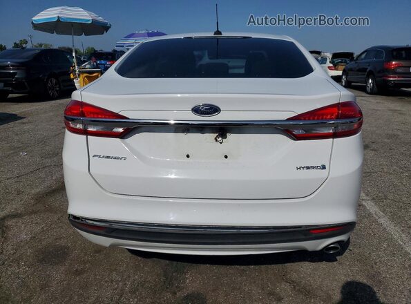 3FA6P0UU3JR224972 2018 FORD FUSION White Rear view