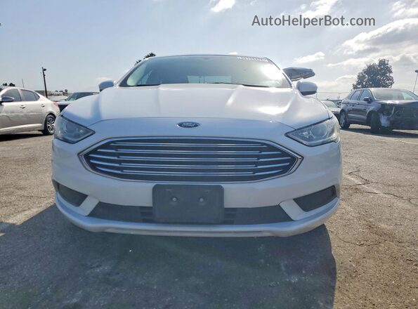 3FA6P0UU3JR224972 2018 FORD FUSION White Front view