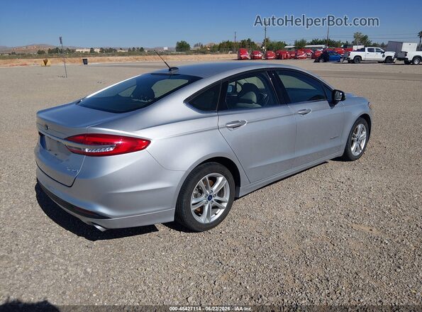 3FA6P0UU3JR279003 2018 FORD FUSION HYBRID White Հետևի աջ