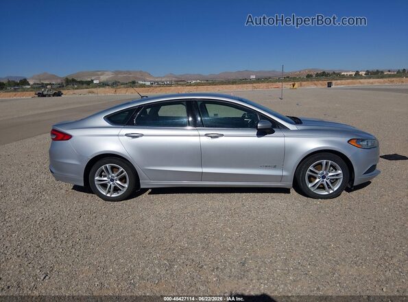 3FA6P0UU3JR279003 2018 FORD FUSION HYBRID White Սալոնի հետևի տեսք