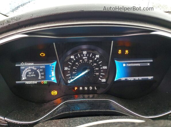 3FA6P0UU4JR122063 2018 FORD FUSION Blue Widok zestawu wskaźników