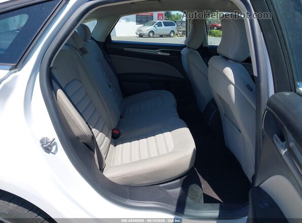 3FA6P0UU4JR243630 2018 FORD FUSION HYBRID White VIN կոդի պիտակի տեսք