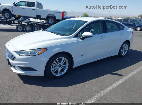 3FA6P0UU5JR212743 2018 FORD FUSION HYBRID White Front left