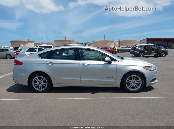 3FA6P0UU5JR243667 2018 FORD FUSION HYBRID Silver Vista interior de 360 grados