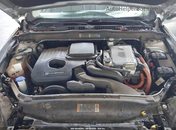 3FA6P0UU5JR271386 2018 FORD FUSION HYBRID Серебряный Вид сзади