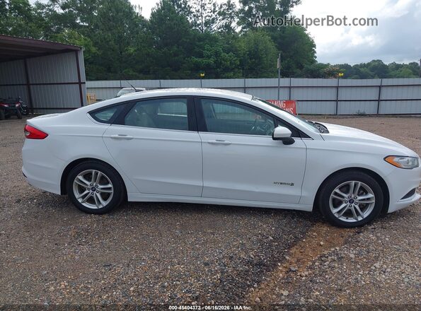 3FA6P0UU6JR278976 2018 FORD FUSION HYBRID White Սալոնի 360 աստիճան տեսք