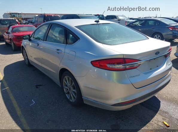 3FA6P0UU7HR196555 2017 FORD FUSION HYBRID Blue 360 interior view