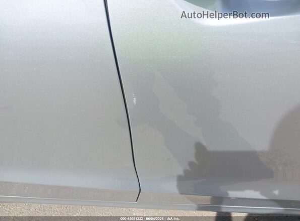 3FA6P0UU7JR212727 2018 FORD FUSION HYBRID Silver Vista interior de 360 grados
