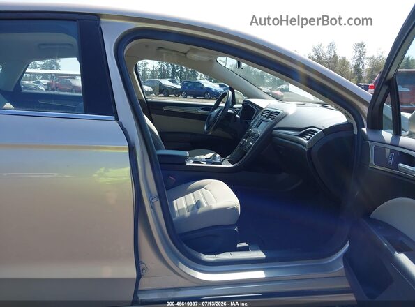 3FA6P0UU7JR261698 2018 FORD FUSION HYBRID Tan Front interior view