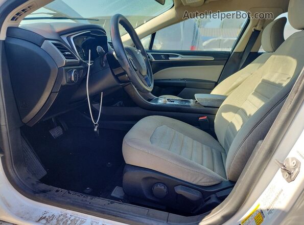 3FA6P0UU7JR282017 2018 FORD FUSION White Front interior view