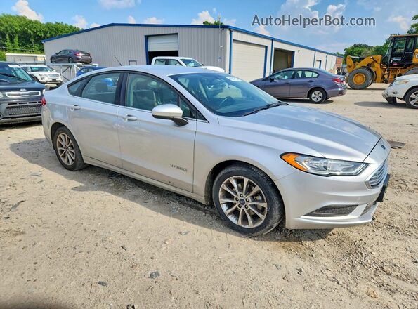 3FA6P0UU8HR345121 2017 FORD FUSION Silver Առջևի աջ