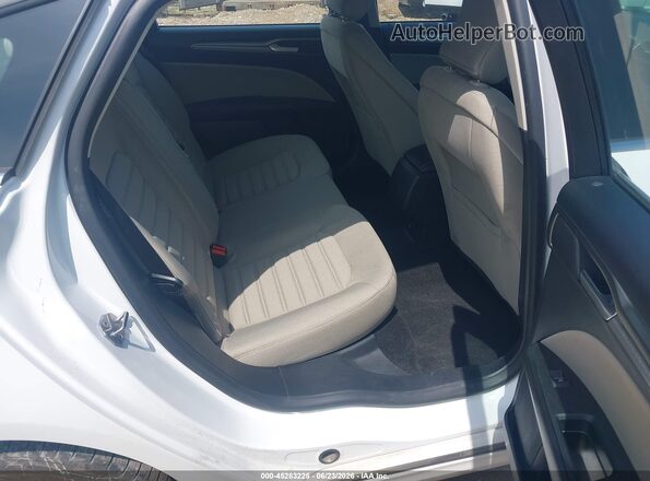 3FA6P0UU8JR100177 2018 FORD FUSION HYBRID White Widok naklejki z numerem VIN