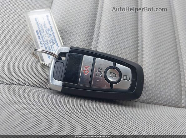 3FA6P0UU8JR100549 2018 FORD FUSION HYBRID Серебряный Вид панели приборов