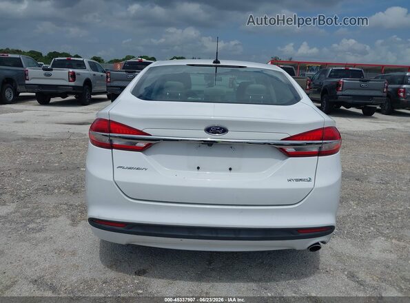 3FA6P0UU8JR122096 2018 FORD FUSION HYBRID White 