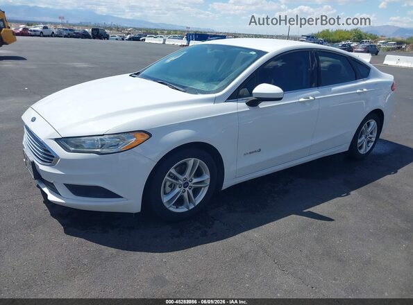 3FA6P0UU8JR235773 2018 FORD FUSION HYBRID White Vista tres cuartos delantera izquierda
