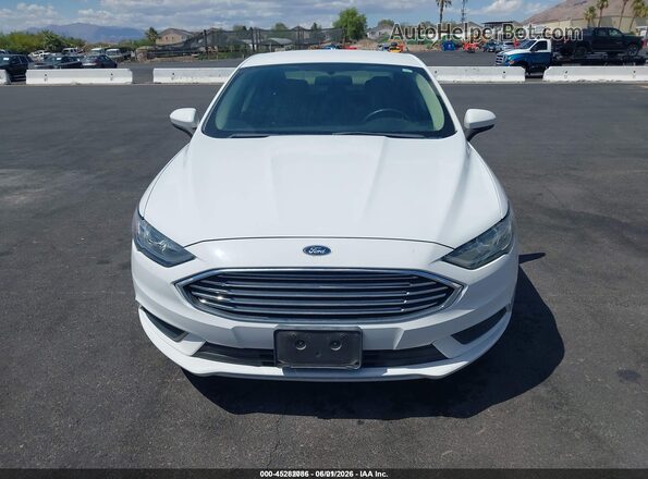 3FA6P0UU8JR235773 2018 FORD FUSION HYBRID White 