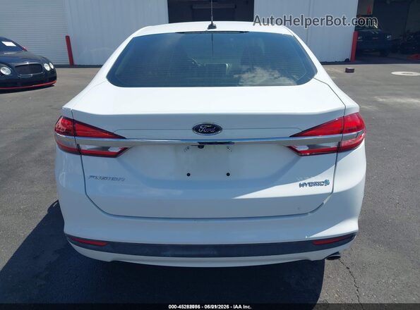 3FA6P0UU8JR235773 2018 FORD FUSION HYBRID White 