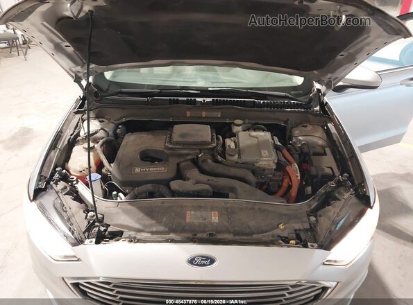 3FA6P0UU9JR100608 2018 FORD FUSION HYBRID Silver უკანა ხედი