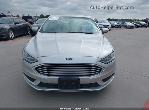 3FA6P0UU9JR100608 2018 FORD FUSION HYBRID Silver ხელსაწყოთა პანელის ხედი