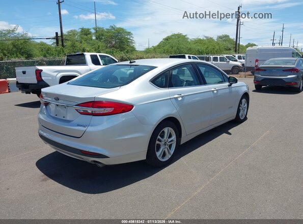 3FA6P0UU9JR243672 2018 FORD FUSION HYBRID White Задня права чверть