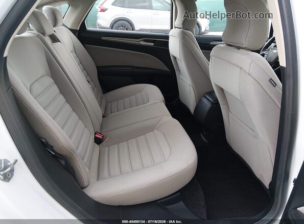 3FA6P0UUXJR243616 2018 FORD FUSION HYBRID White Widok naklejki z numerem VIN