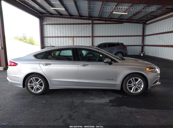 3FA6P0UUXJR258083 2018 FORD FUSION HYBRID Silver 