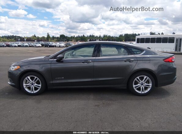 3FA6P0UUXJR279029 2018 FORD FUSION HYBRID Серый Вид задней части салона