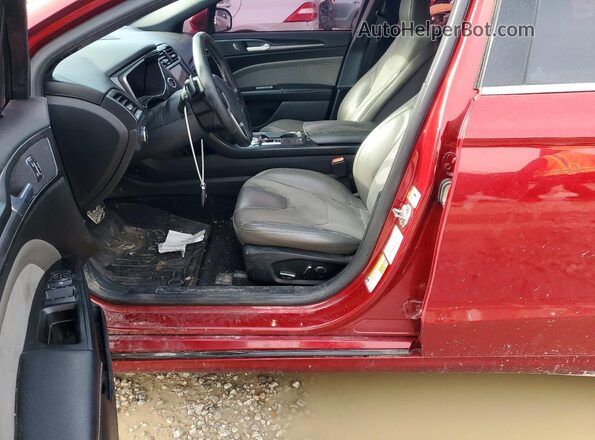 3FA6P0VP2HR249378 2017 FORD FUSION Красный Вид салона спереди