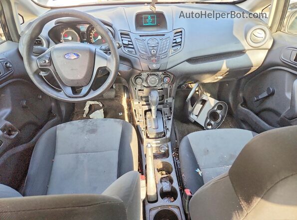 3FADP4AJ0GM205987 2016 FORD FIESTA Black Vista del salpicadero