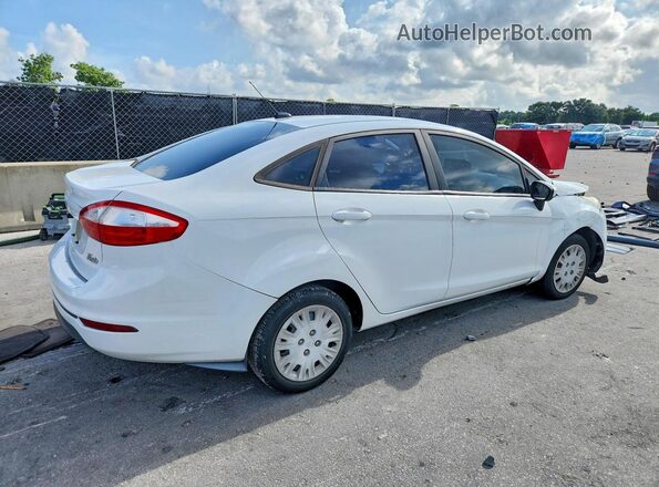 3FADP4AJ0HM152810 2017 FORD FIESTA Белый Задняя правая четверть