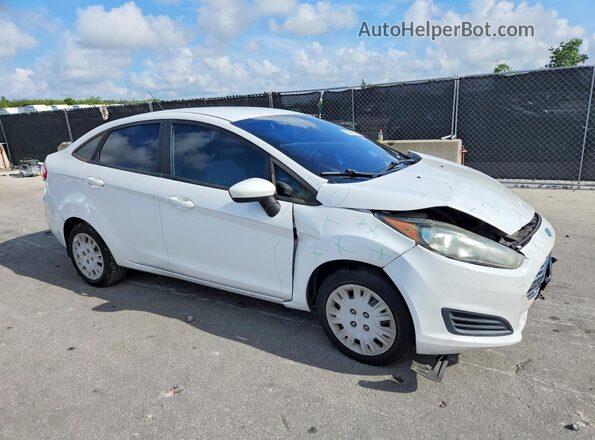 3FADP4AJ0HM152810 2017 FORD FIESTA Белый Передняя правая четверть