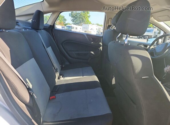 3FADP4AJ1GM104845 2016 FORD FIESTA Silver Հետևի նստատեղերի տեսք