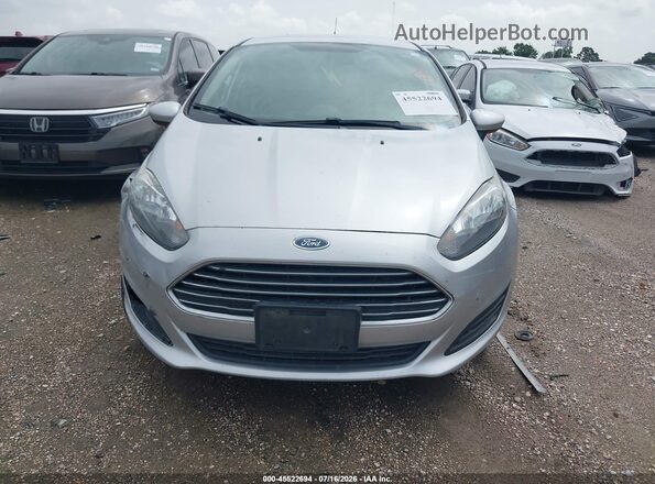3FADP4AJ1HM156249 2017 FORD FIESTA Silver Instrument cluster view