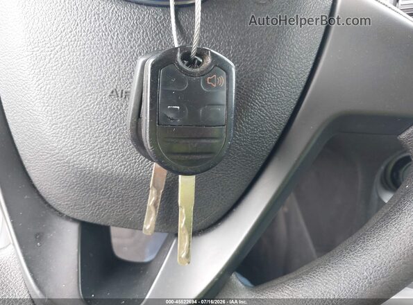3FADP4AJ1HM156249 2017 FORD FIESTA Silver Dashboard view