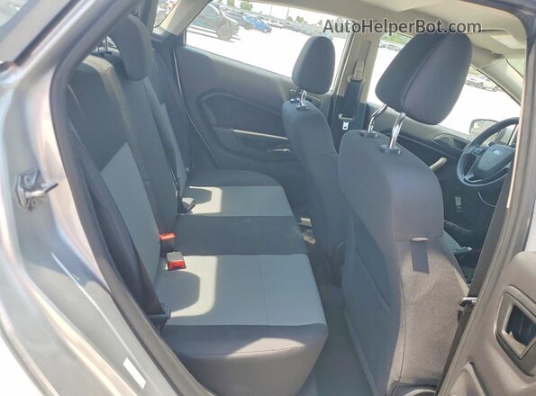 3FADP4AJ3GM123381 2016 FORD FIESTA Silver უკანა სავარძლების ხედი