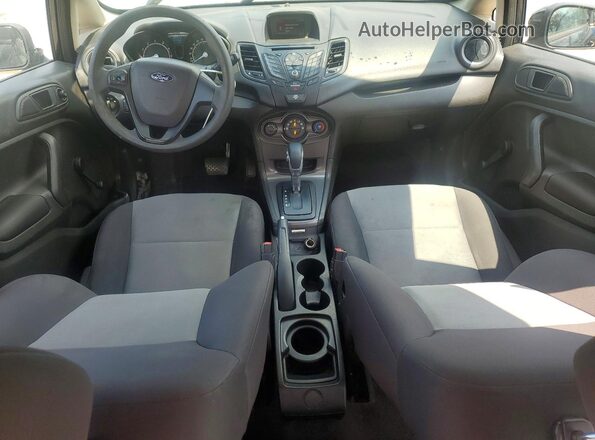 3FADP4AJ3JM103364 2018 FORD FIESTA Black Вид панелі приладів