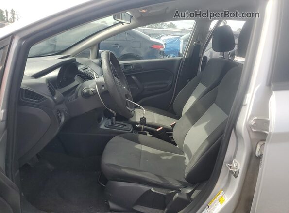 3FADP4AJ3JM135876 2018 FORD FIESTA Silver წინა სალონის ხედი