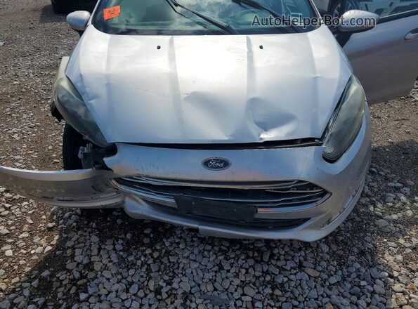 3FADP4AJ3JM143055 2018 FORD FIESTA Silver Սալոնի հետևի տեսք