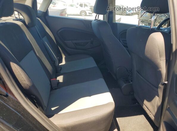 3FADP4AJ4HM170498 2017 FORD FIESTA Black Widok tylnych siedzeń