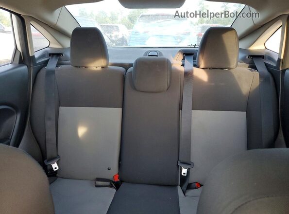 3FADP4AJ4JM104393 2018 FORD FIESTA White Widok tylnych siedzeń